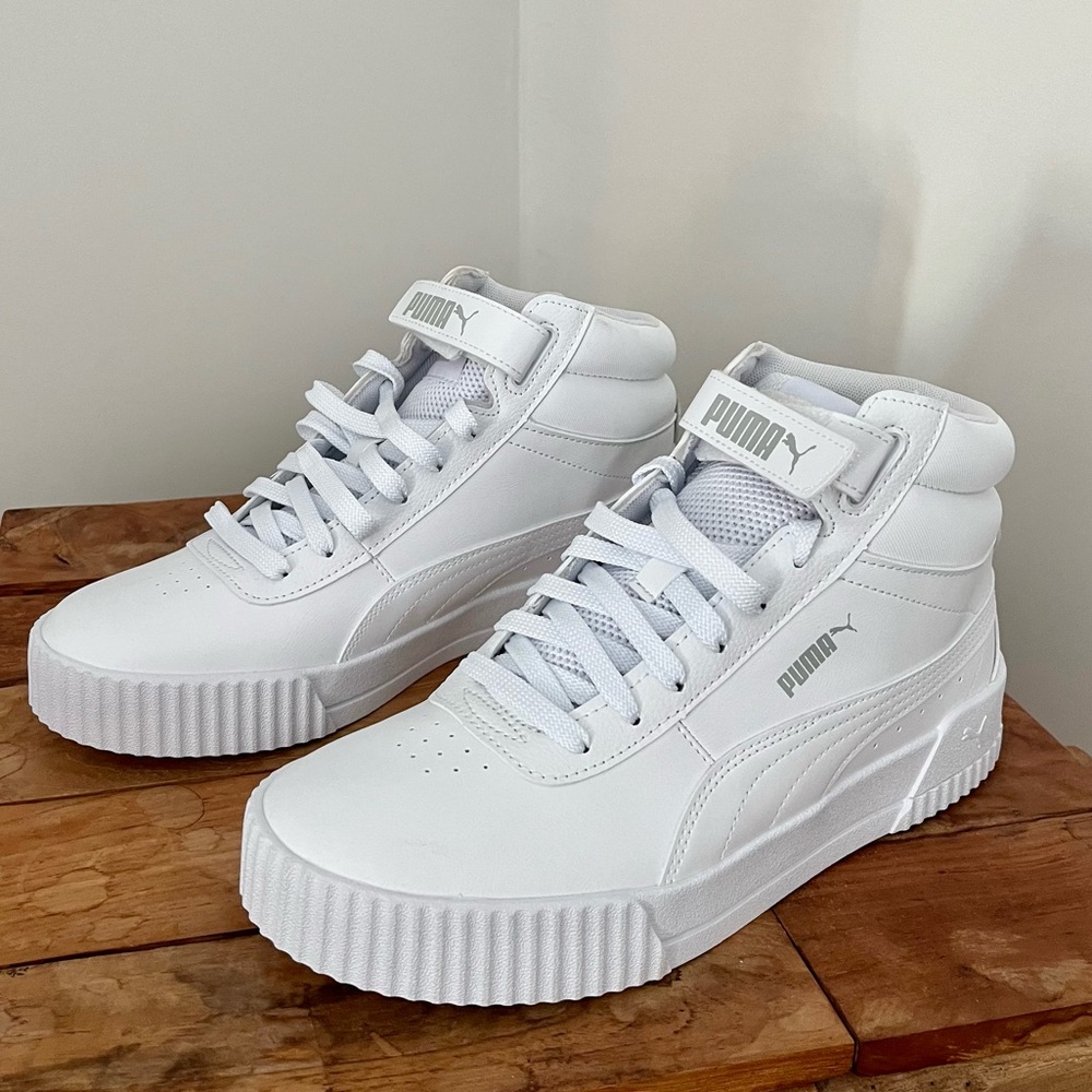 PUMA NEW White High Top Sneakers, Retro Style, Women’s Size 9